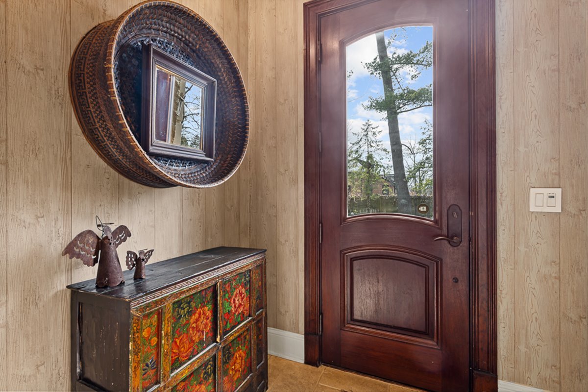 12672761 Property Photo 30