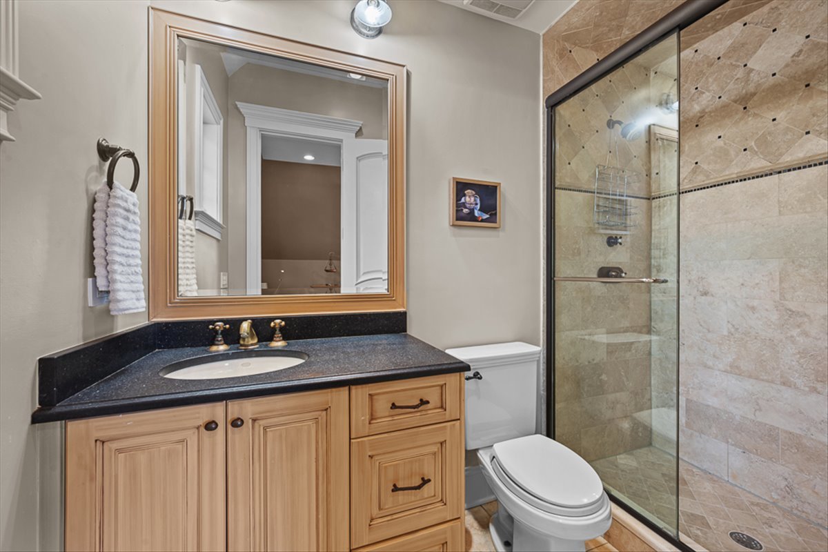 12672761 Property Photo 43