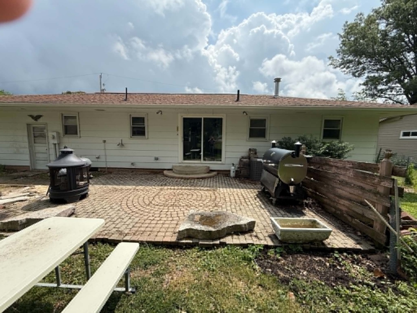 206 S Park Street Property Photo 3