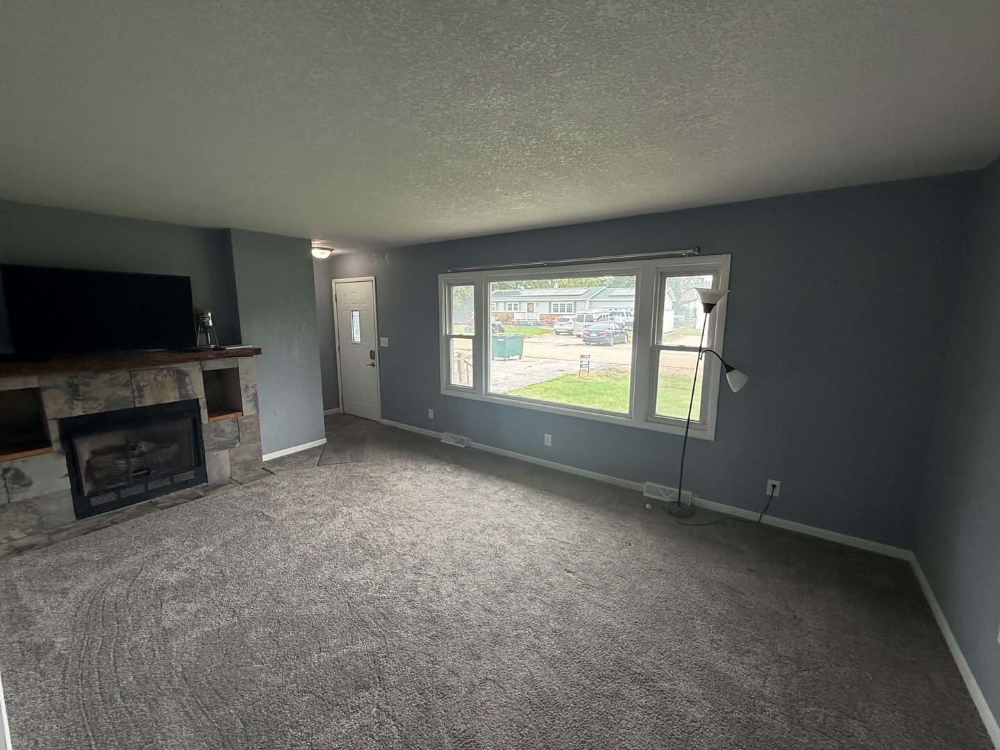 206 S Park Street Property Photo 5