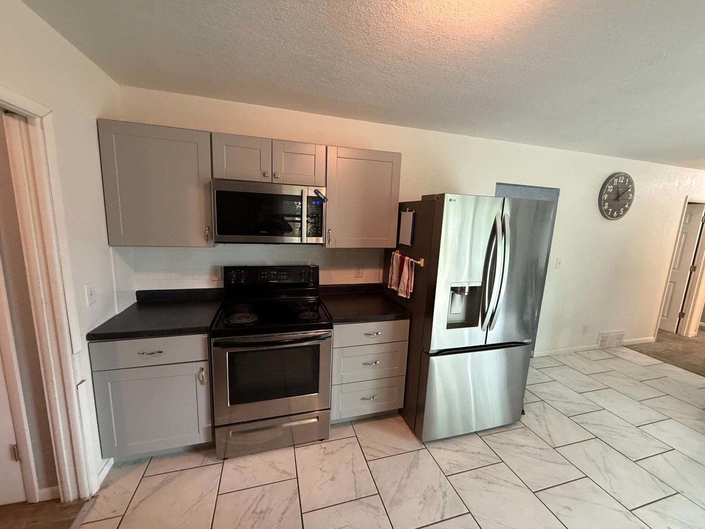 206 S Park Street Property Photo 10