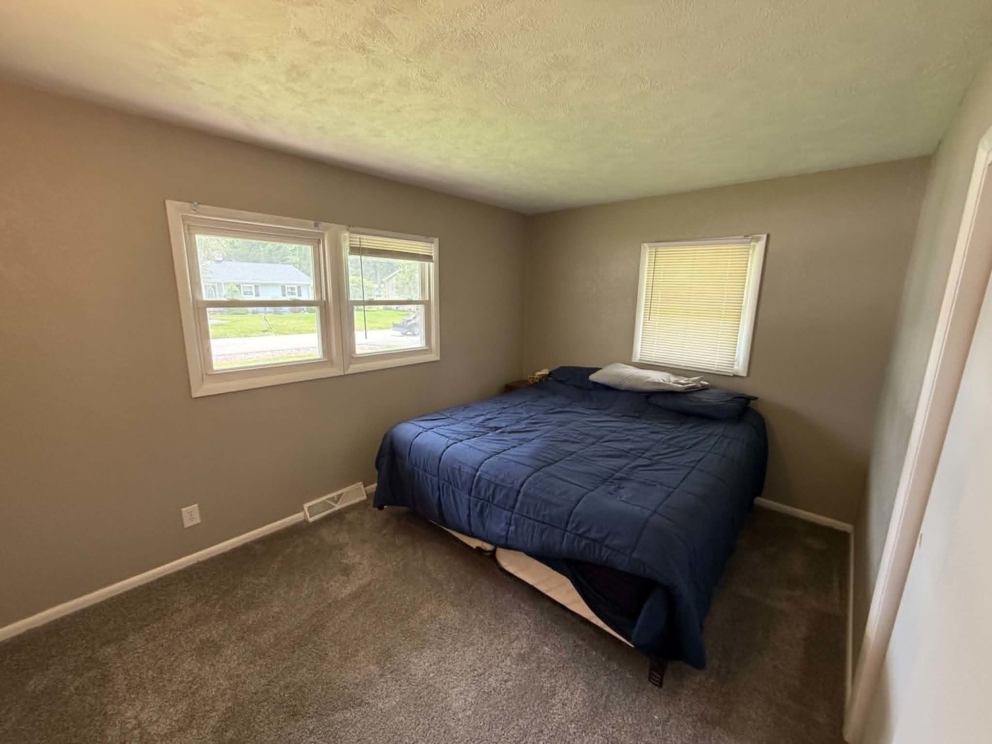 206 S Park Street Property Photo 18