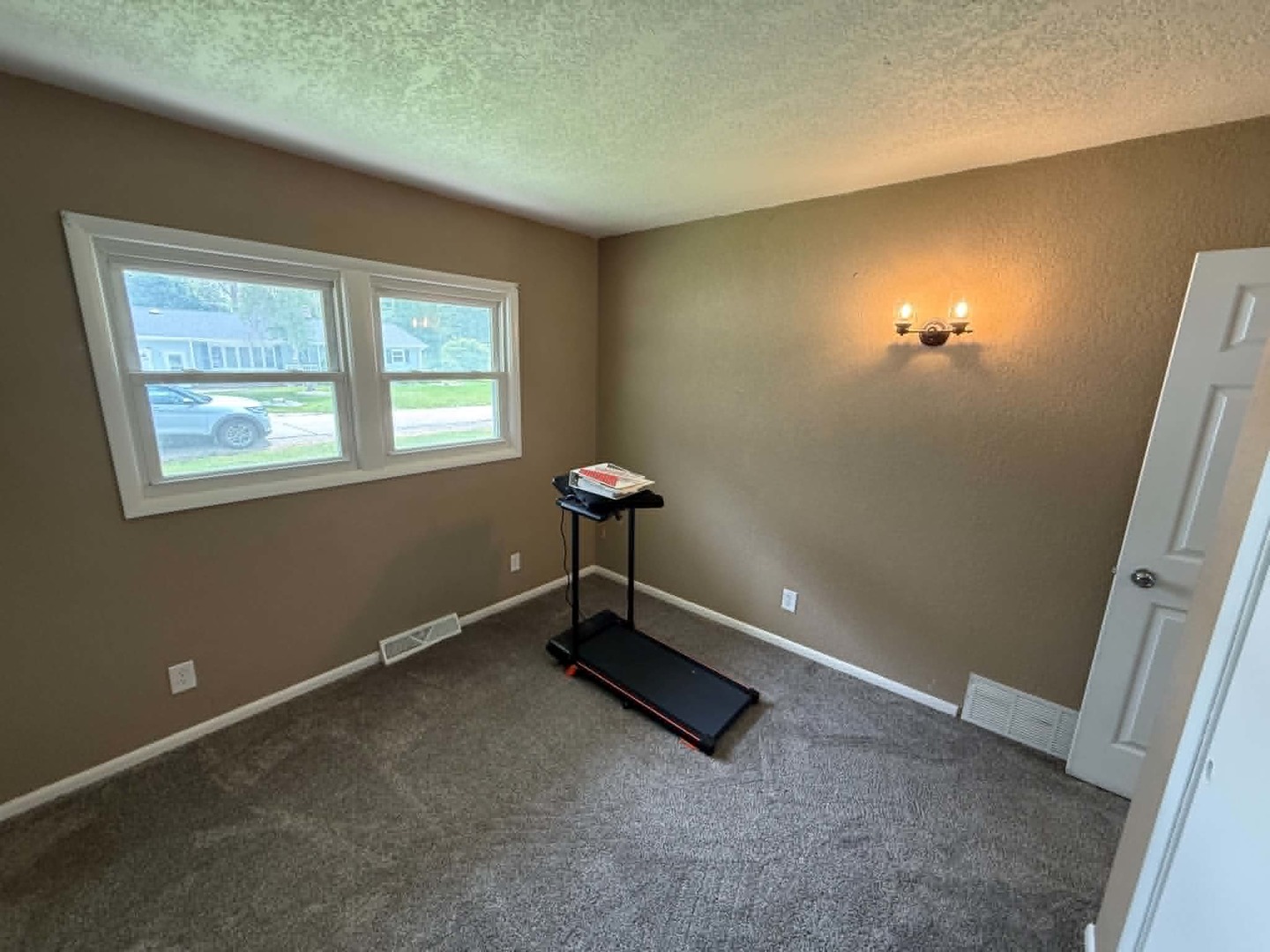 206 S Park Street Property Photo 22