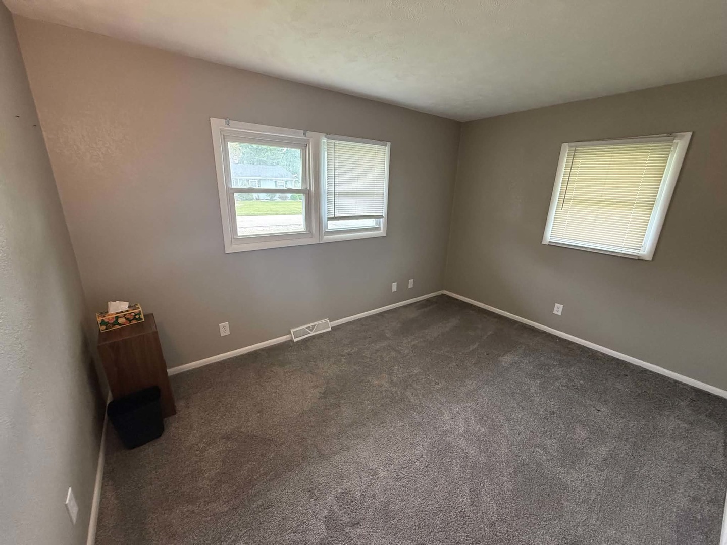 206 S Park Street Property Photo 26