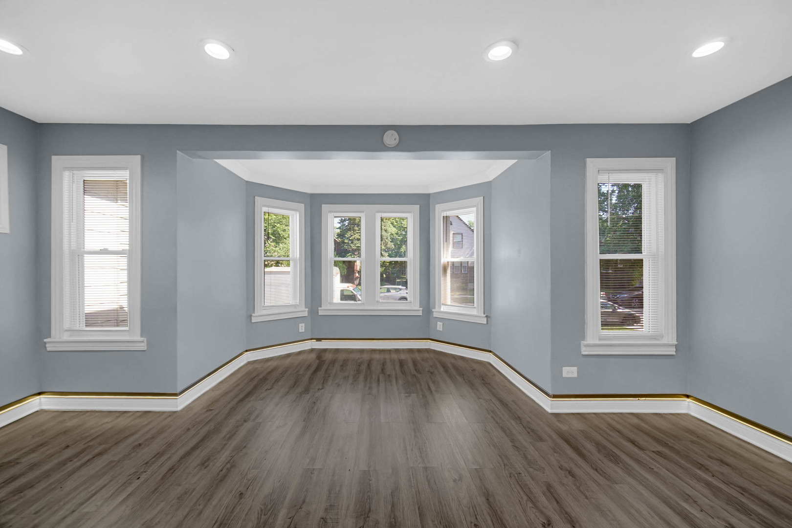 1249 W 97th Street Property Photo 2