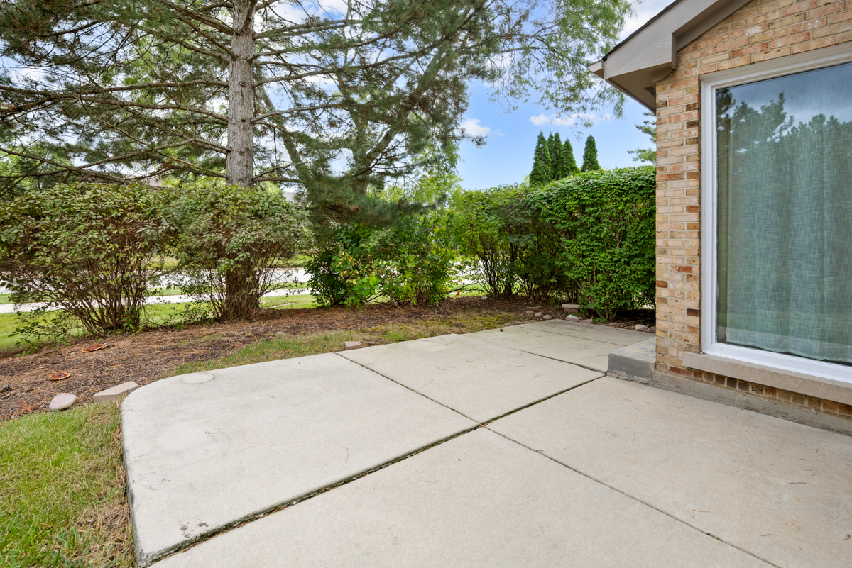 1525 Columbia Court Property Photo 25