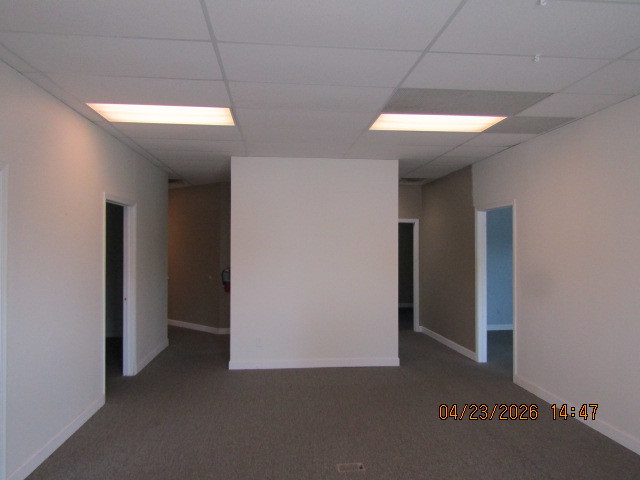 2206 E 52nd Street B Property Photo 3