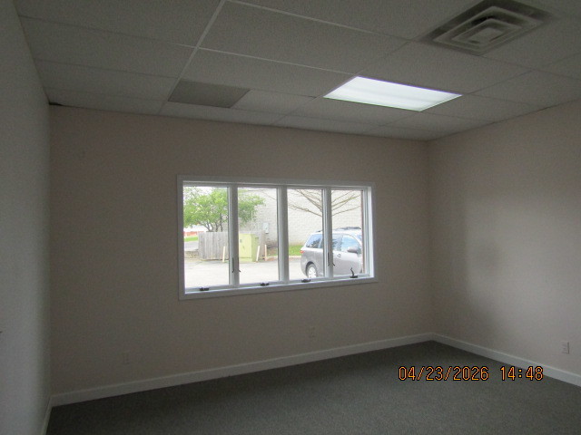 2206 E 52nd Street B Property Photo 4