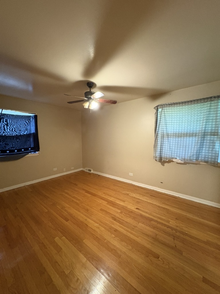 443 Grosvenor Place Property Photo 10