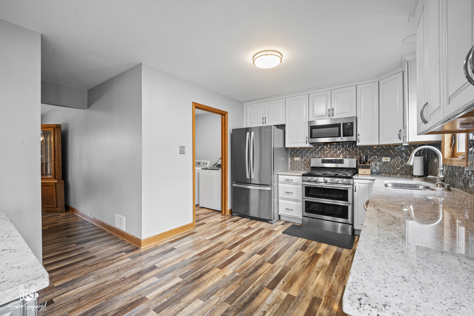 631 Vanderbilt Drive Property Photo 4