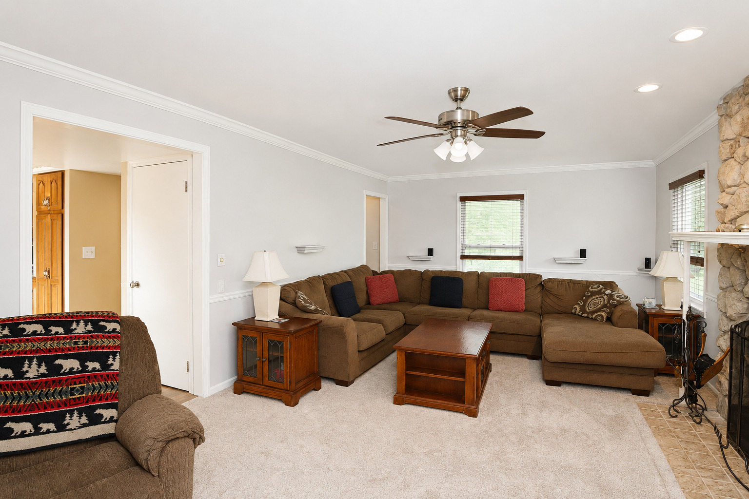 1751 Taft Avenue Property Photo 13