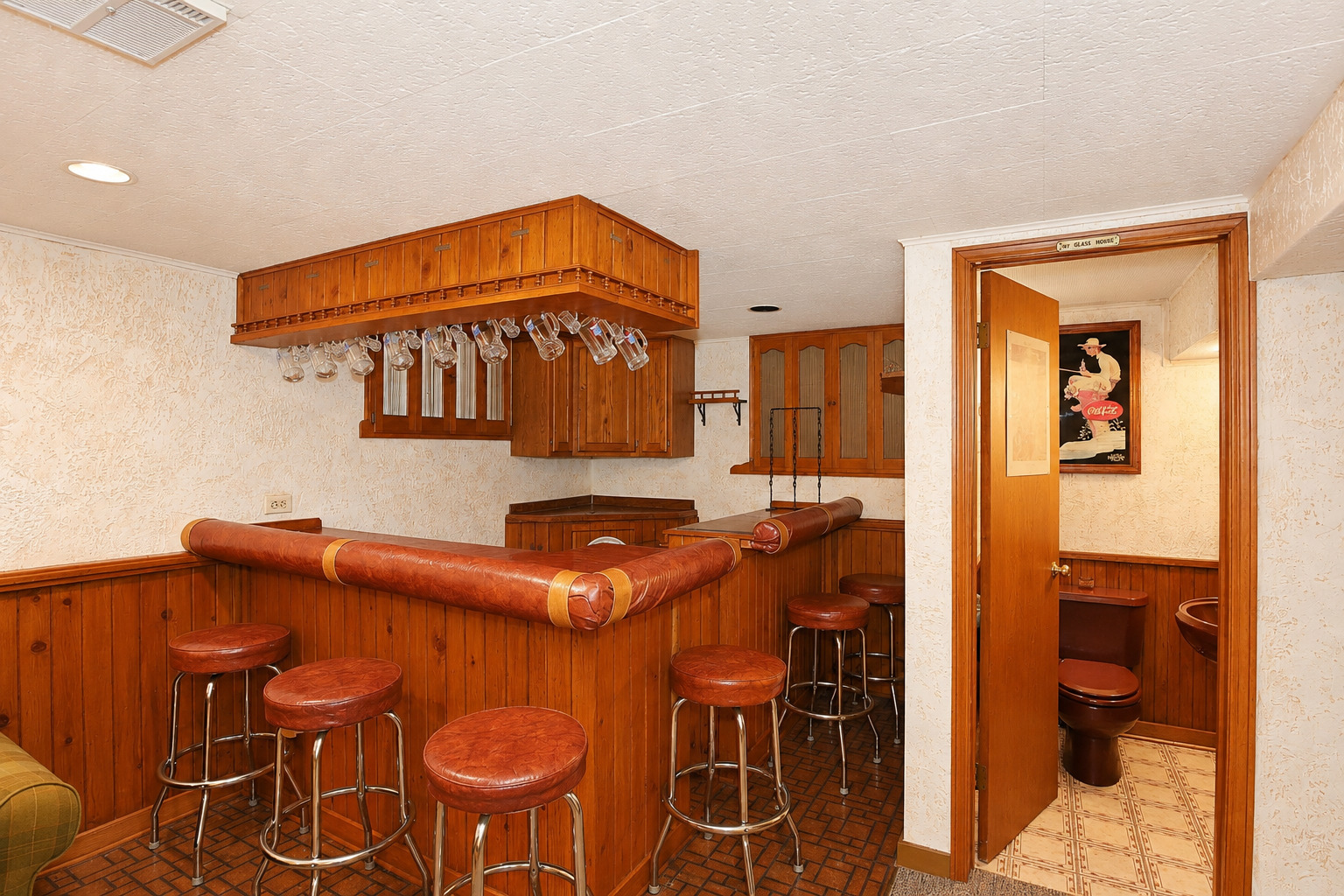 1751 Taft Avenue Property Photo 34
