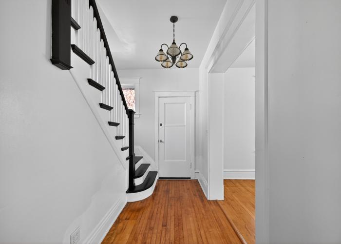 558 N Crystal Street Property Photo 9