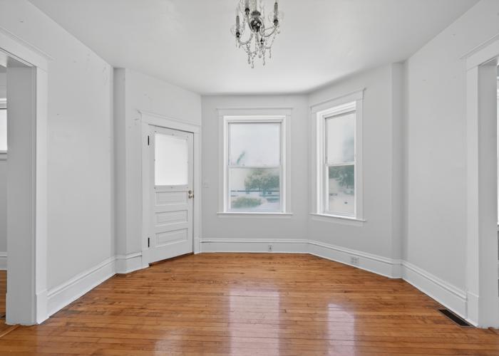 558 N Crystal Street Property Photo 10