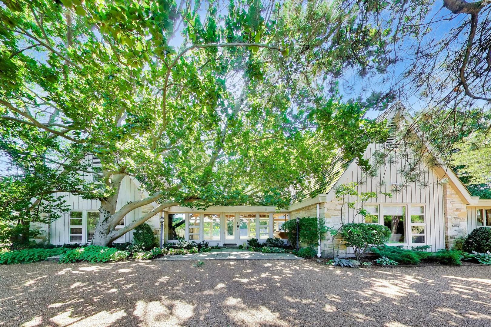 42 Woodley Road Property Photo 4