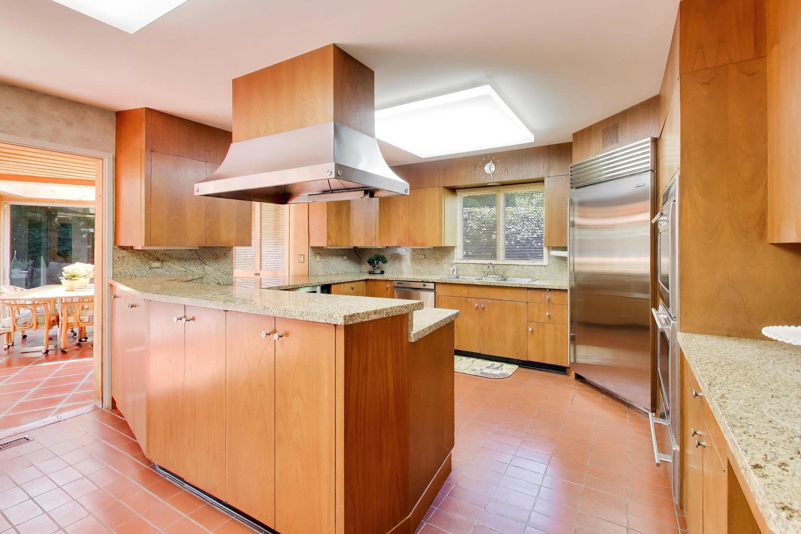 42 Woodley Road Property Photo 15