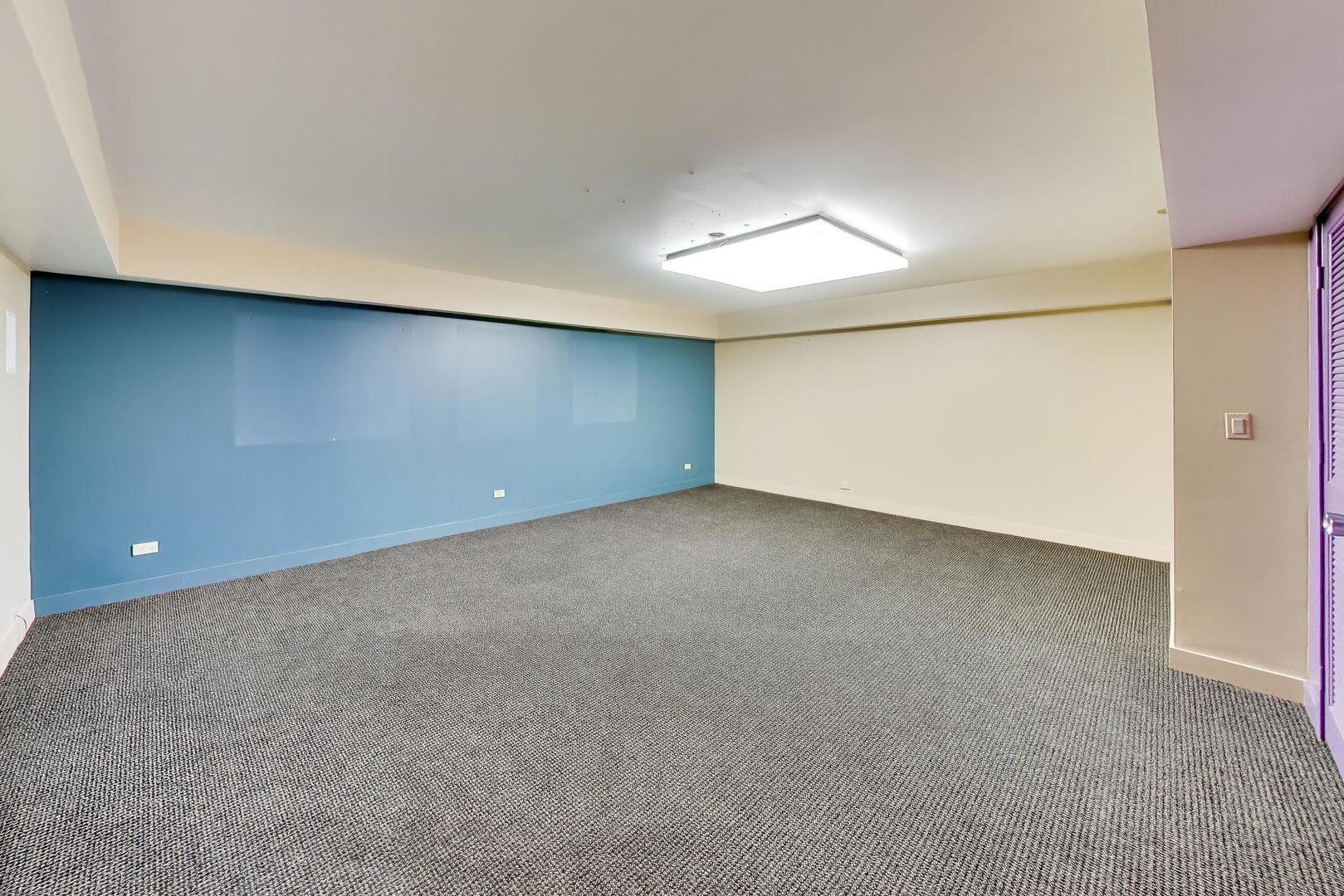 42 Woodley Road Property Photo 38