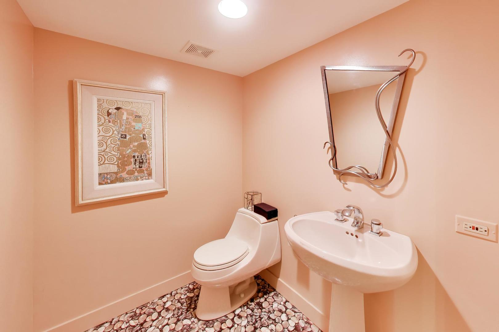 42 Woodley Road Property Photo 40