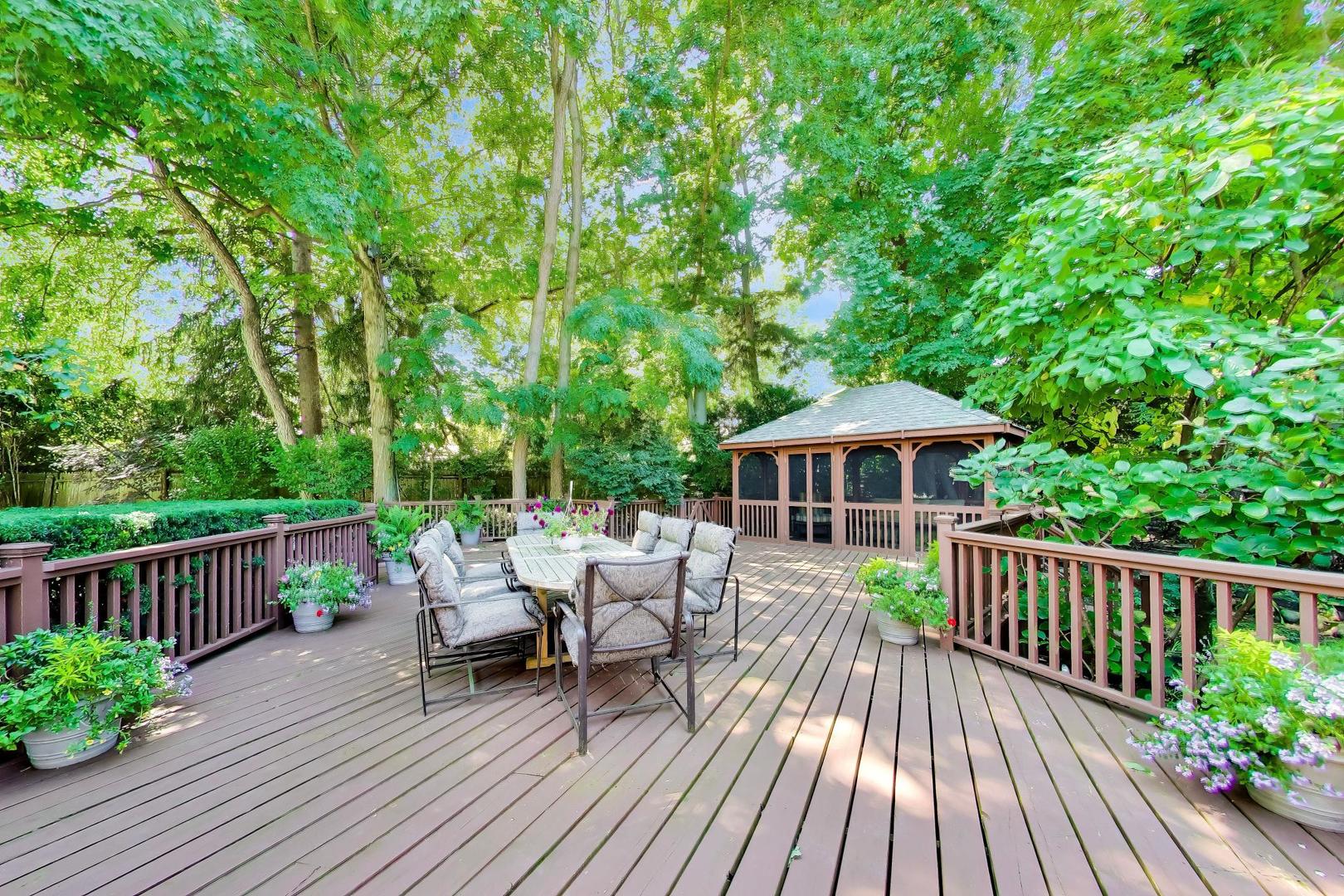 42 Woodley Road Property Photo 41