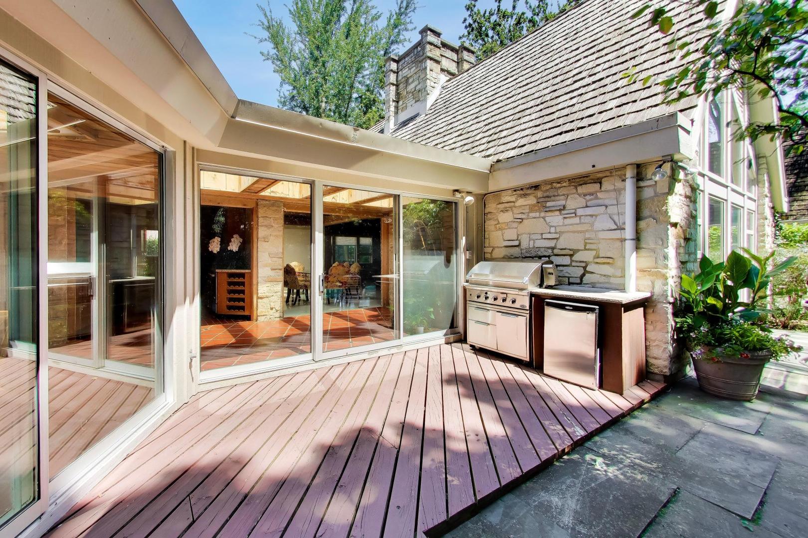 42 Woodley Road Property Photo 44