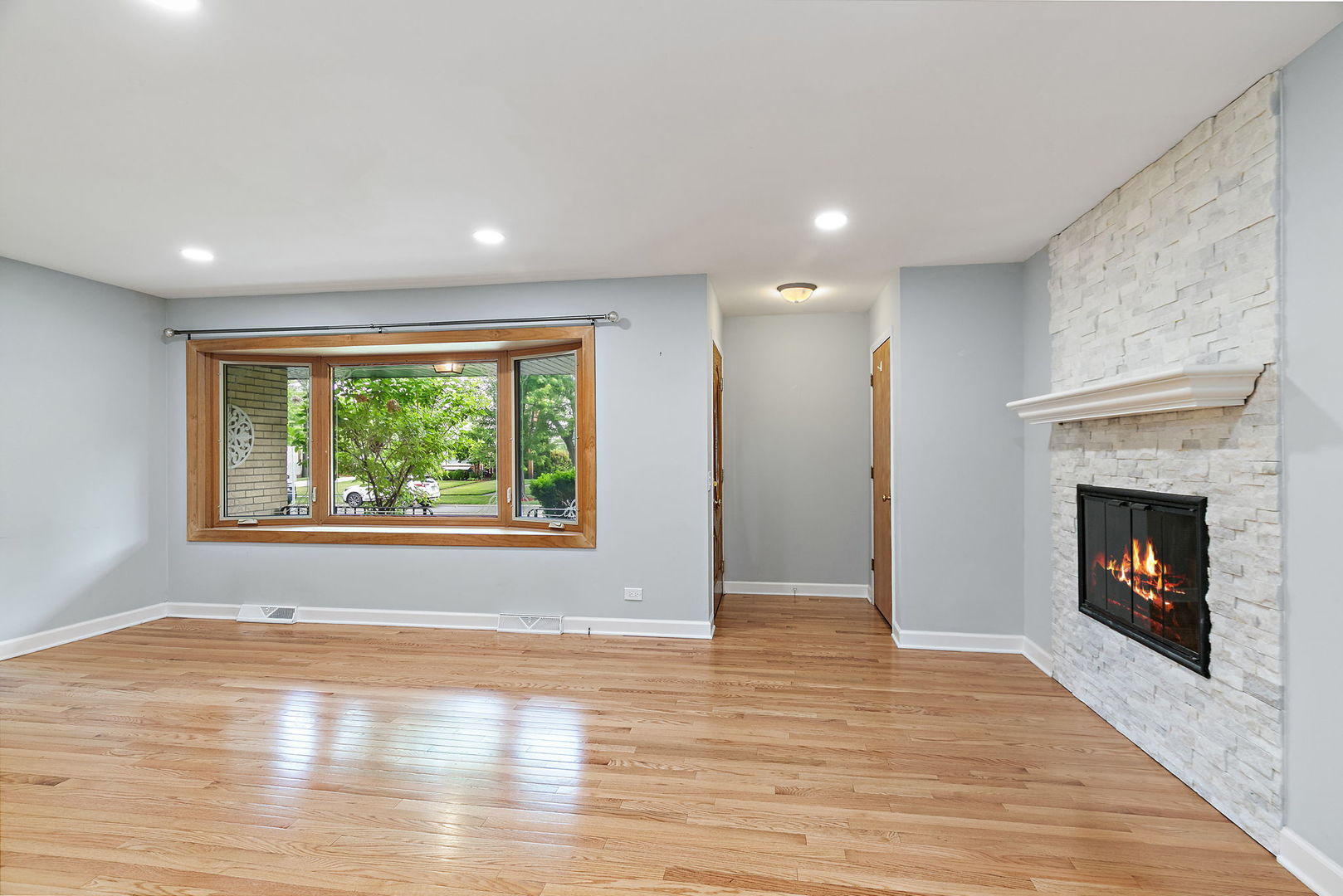 51 E Heron Drive Property Photo 2