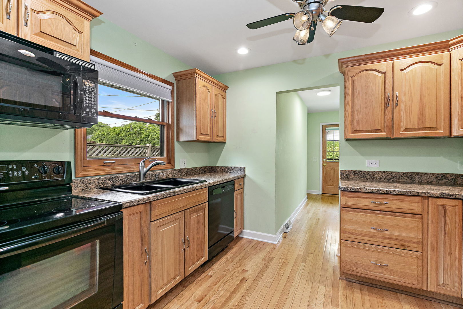 51 E Heron Drive Property Photo 7