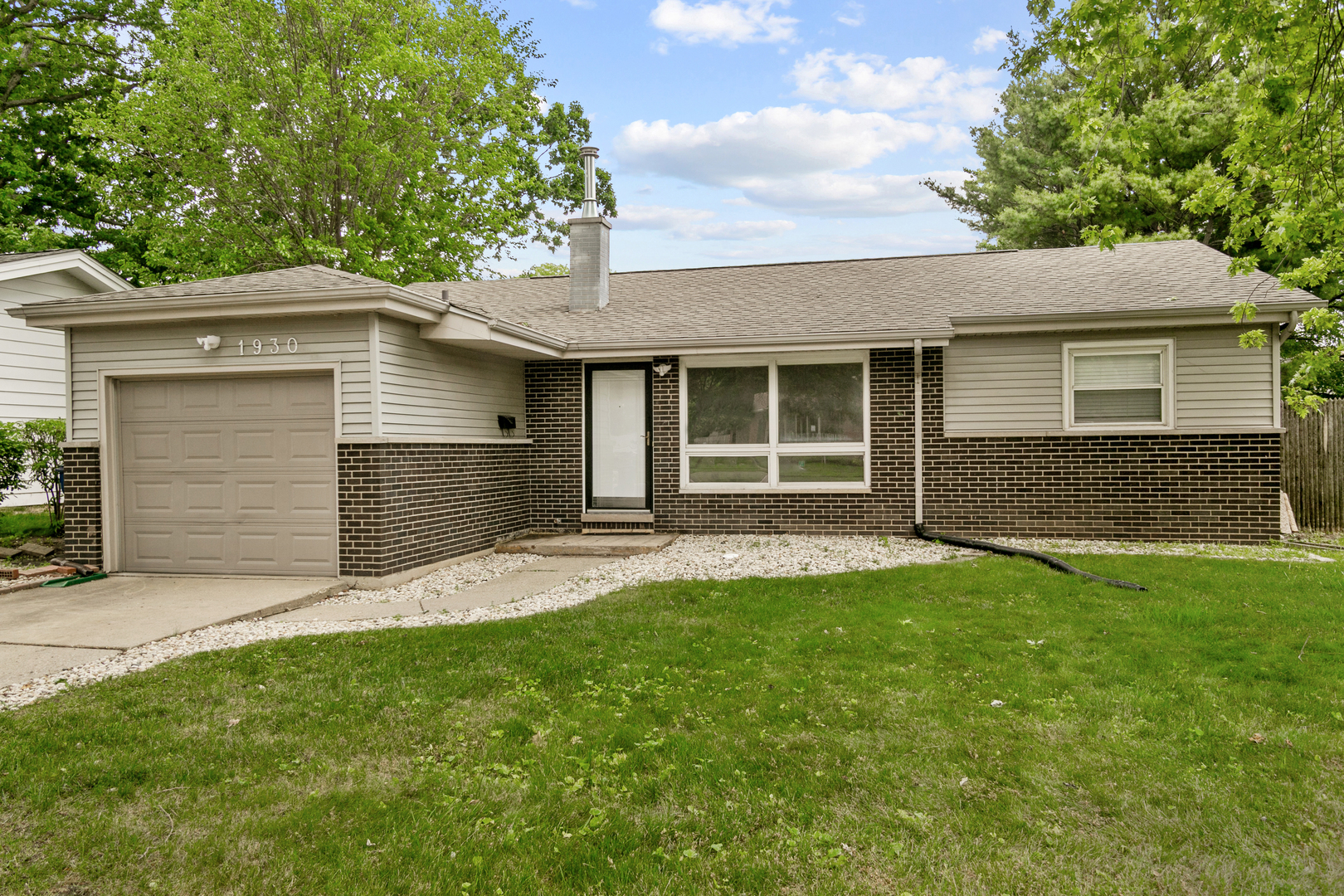 1930 Arthur Drive Property Photo 1