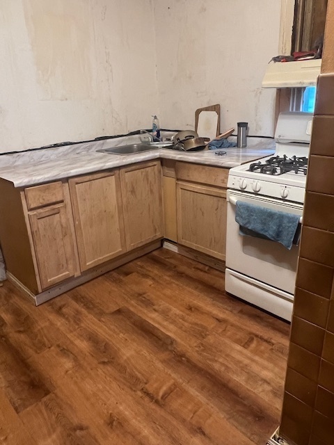 7411 S Morgan Street Property Photo 5