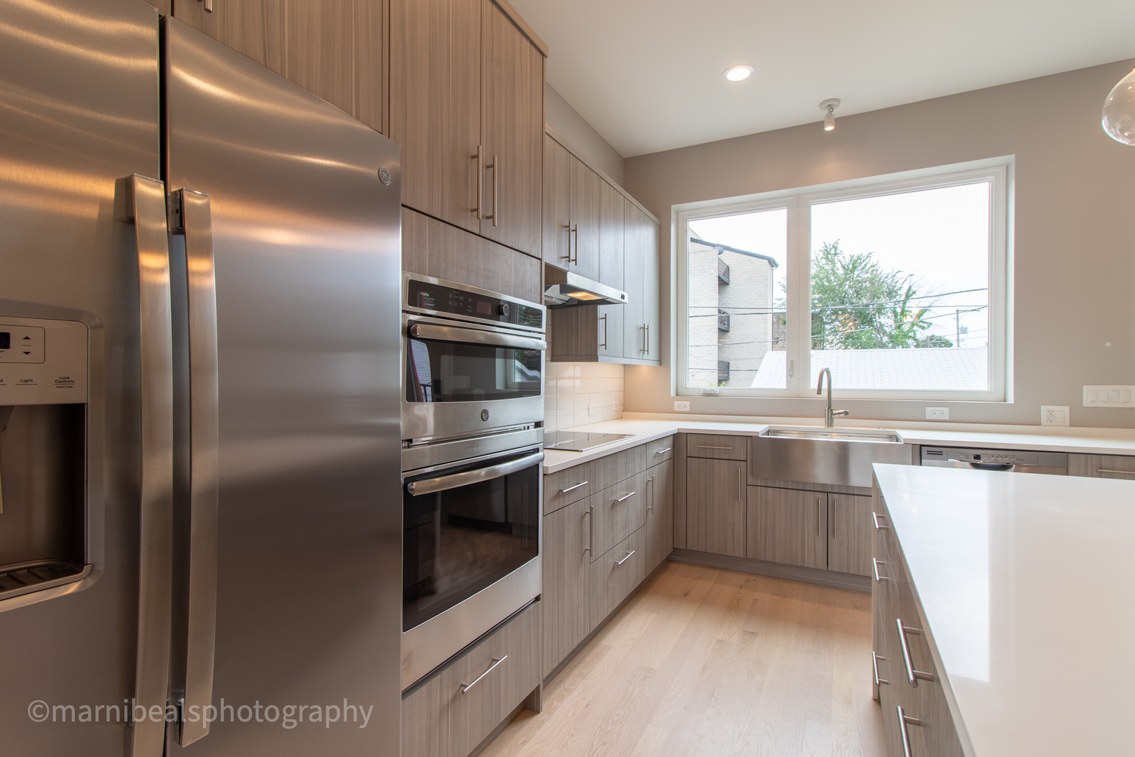1221 E Marquette Road Property Photo 6
