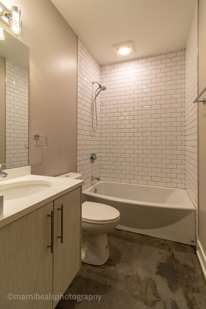 1221 E Marquette Road Property Photo 18