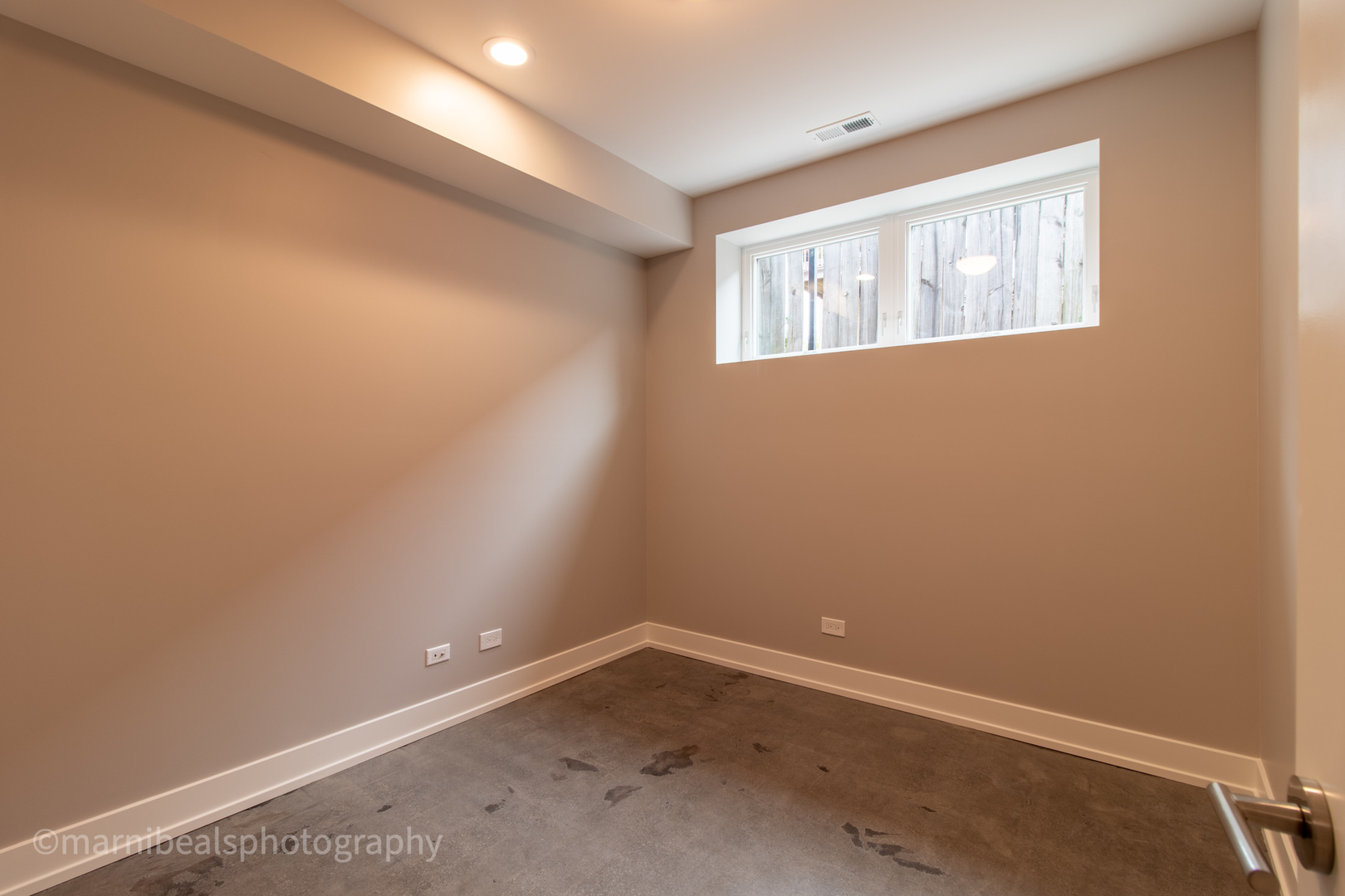 1221 E Marquette Road Property Photo 20