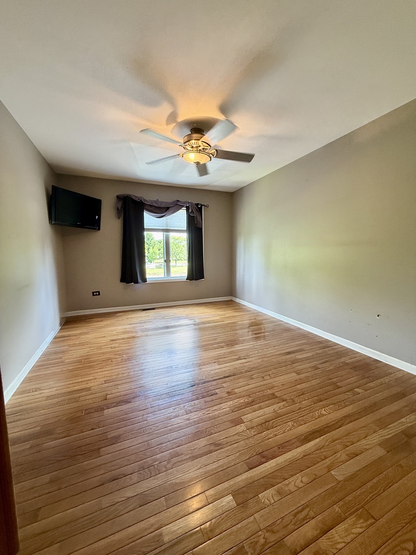2304 Olde Mill Road Property Photo 4