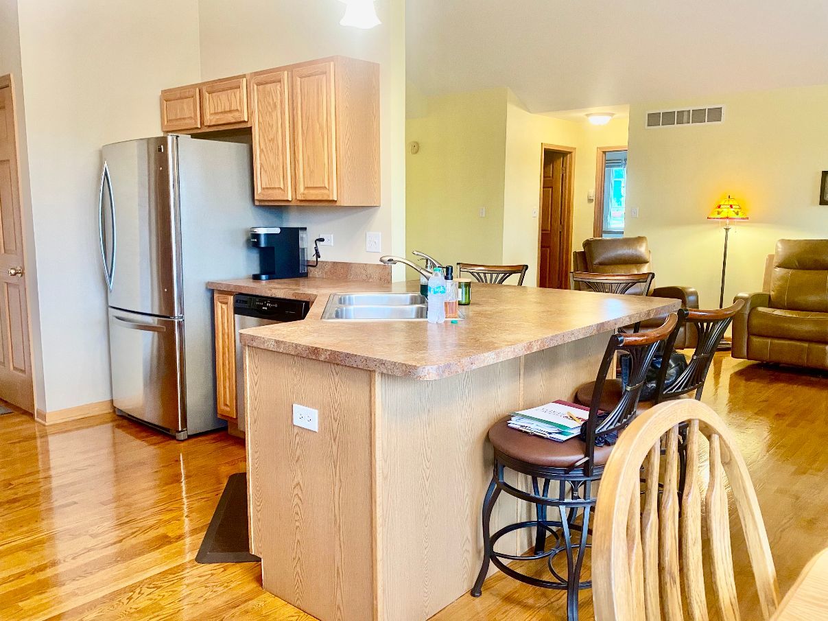 1610 Rolling Pass Property Photo 7