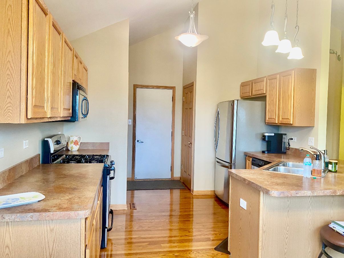 1610 Rolling Pass Property Photo 8