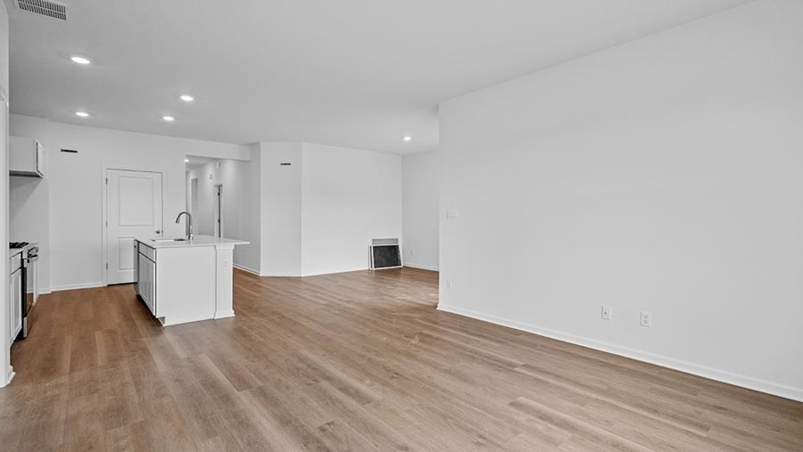 17553 W Windemere Circle Property Photo 5