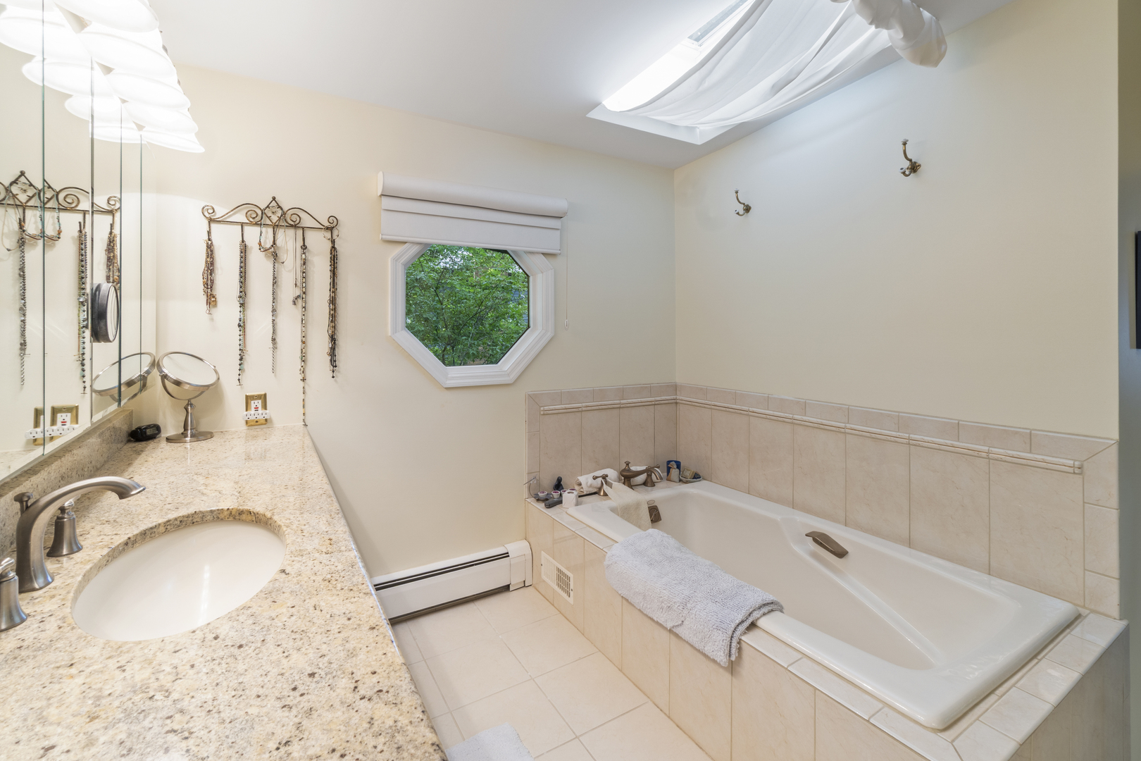415 N Shepherd Hill Lane Property Photo 33