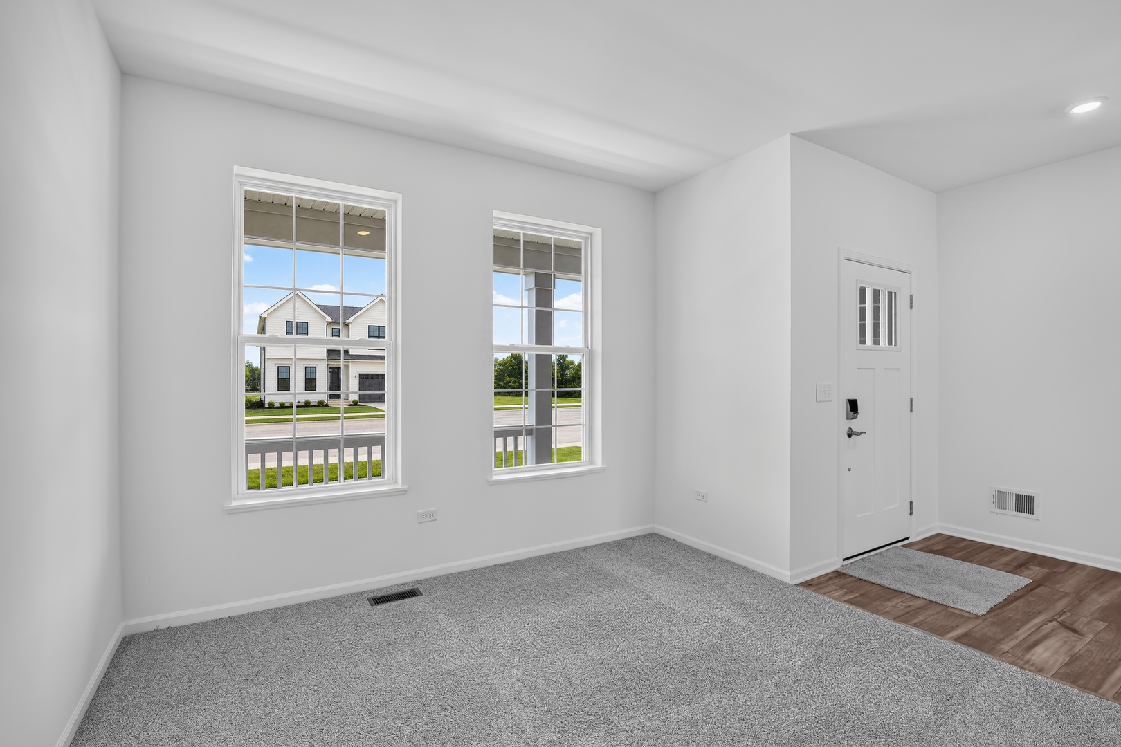554 Arye Drive Property Photo 4