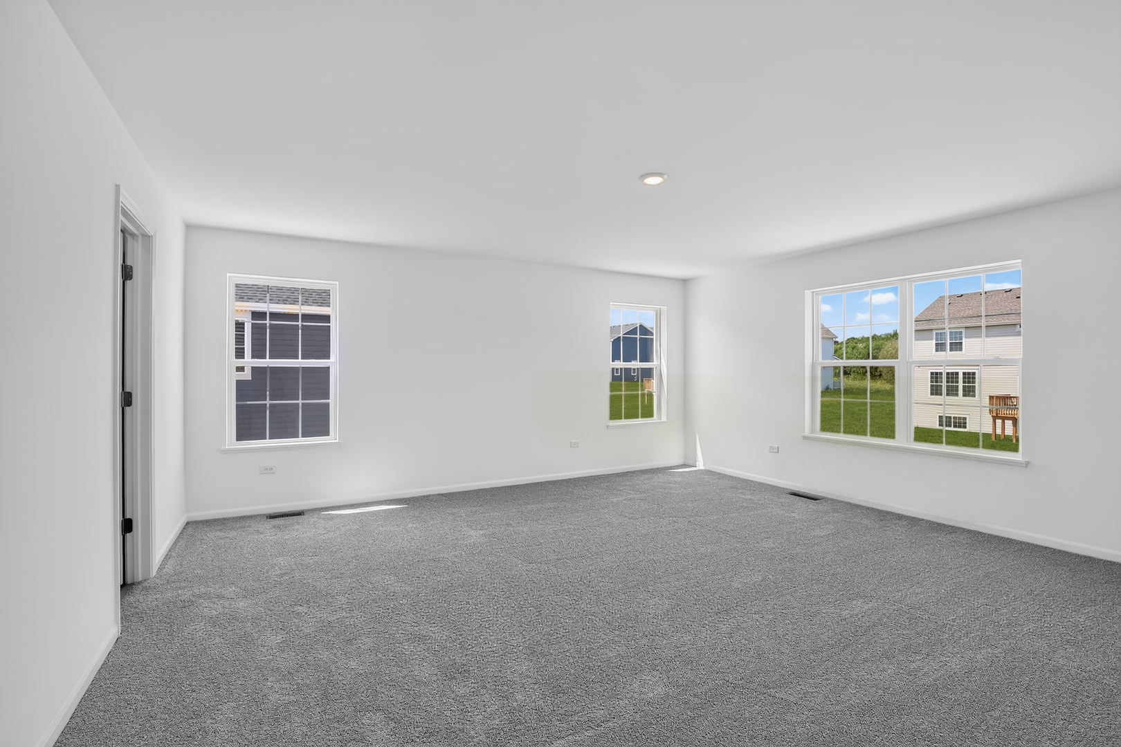 554 Arye Drive Property Photo 9