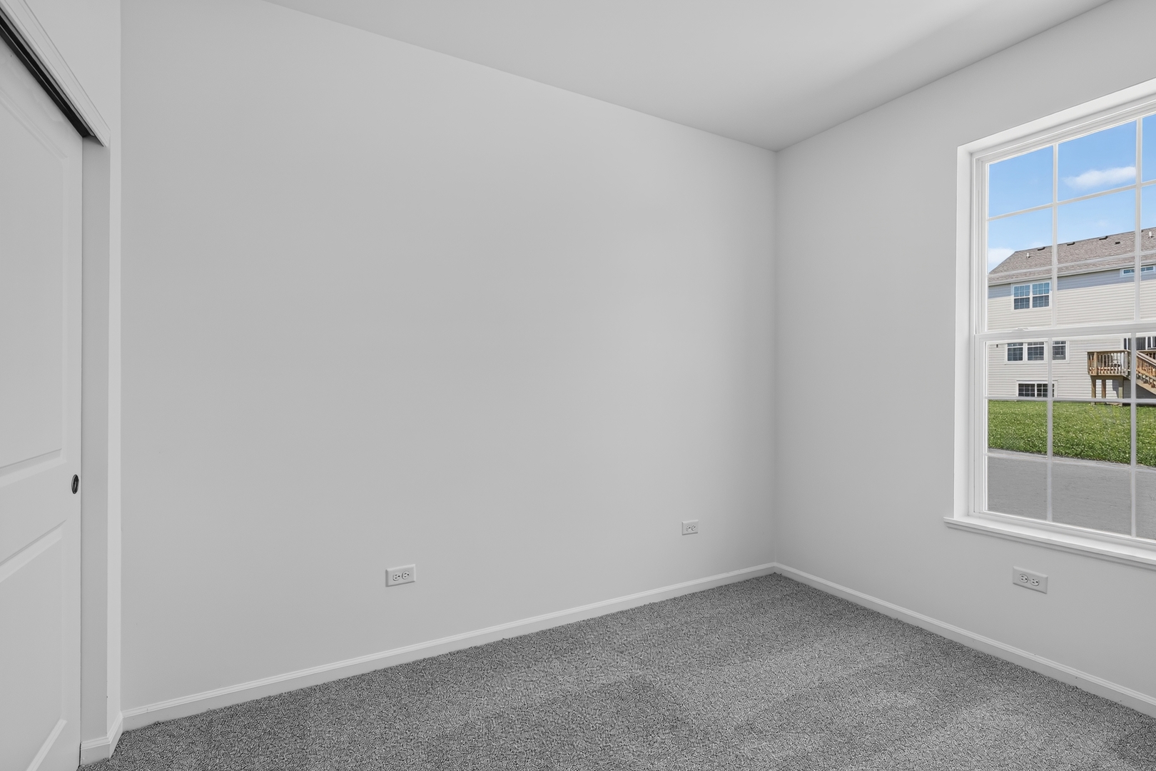554 Arye Drive Property Photo 12