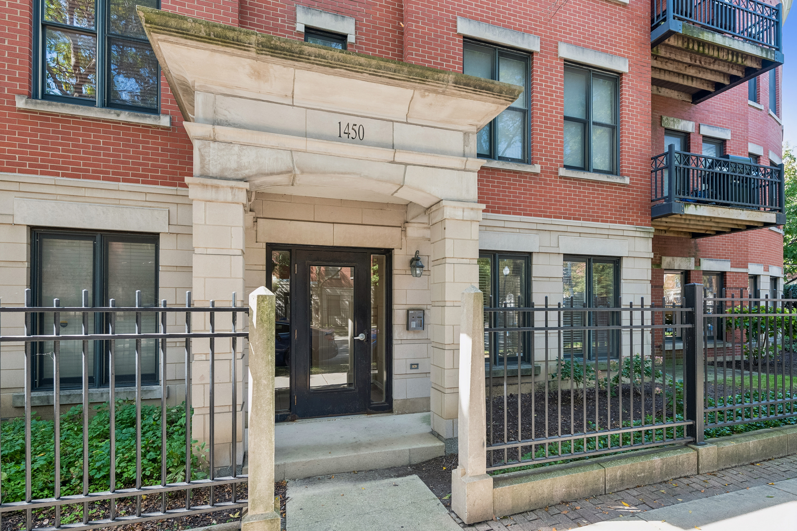1450 S Halsted Street 1a Property Photo 2