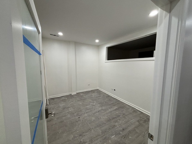 1465 W Chicago Avenue Property Photo 4