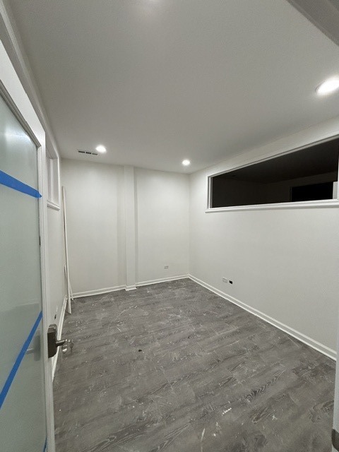 1465 W Chicago Avenue Property Photo 5
