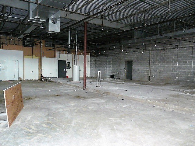 908 Milwaukee Avenue Property Photo 6
