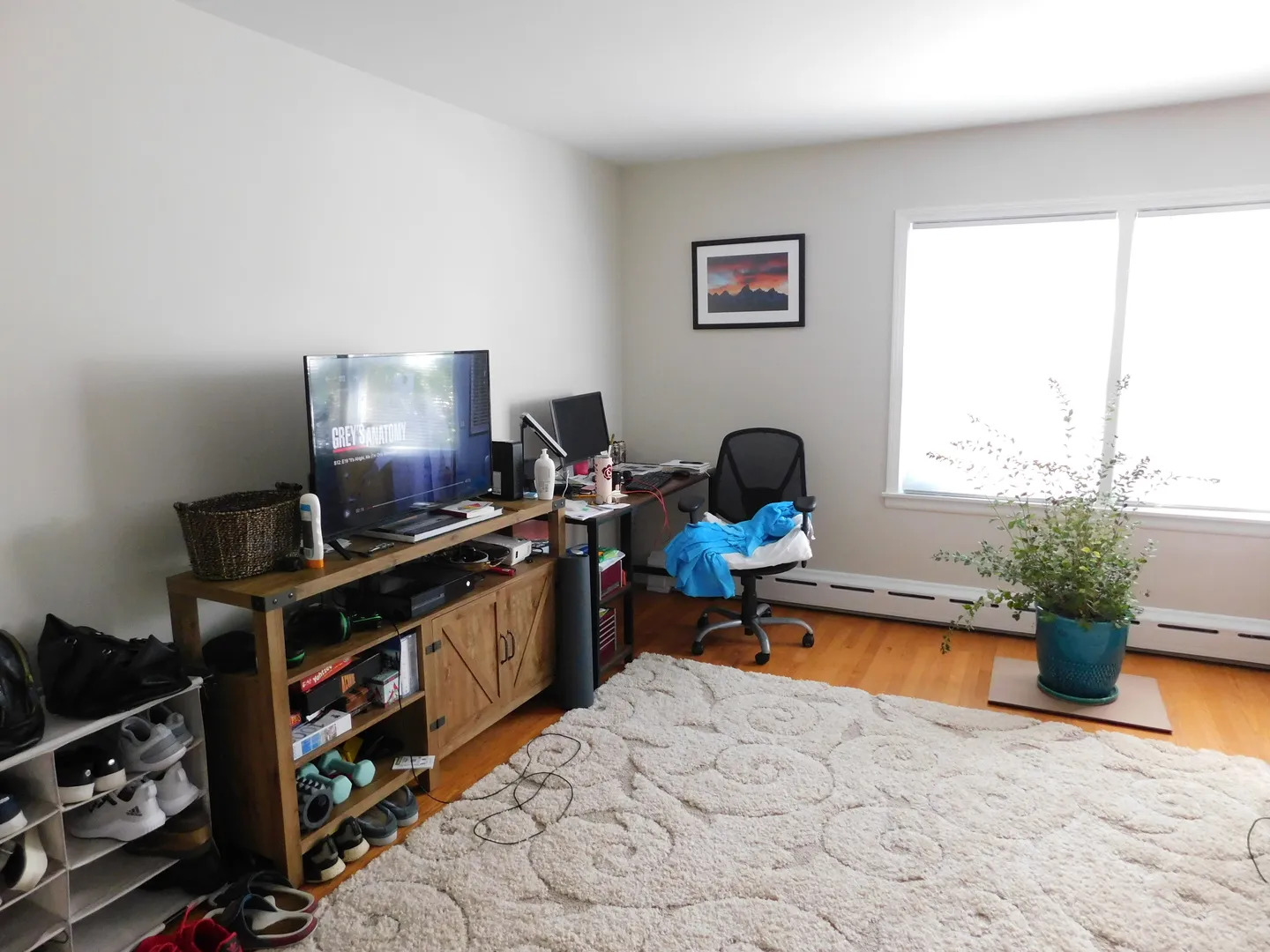 1911 Dewes Street 1911 Property Photo 3