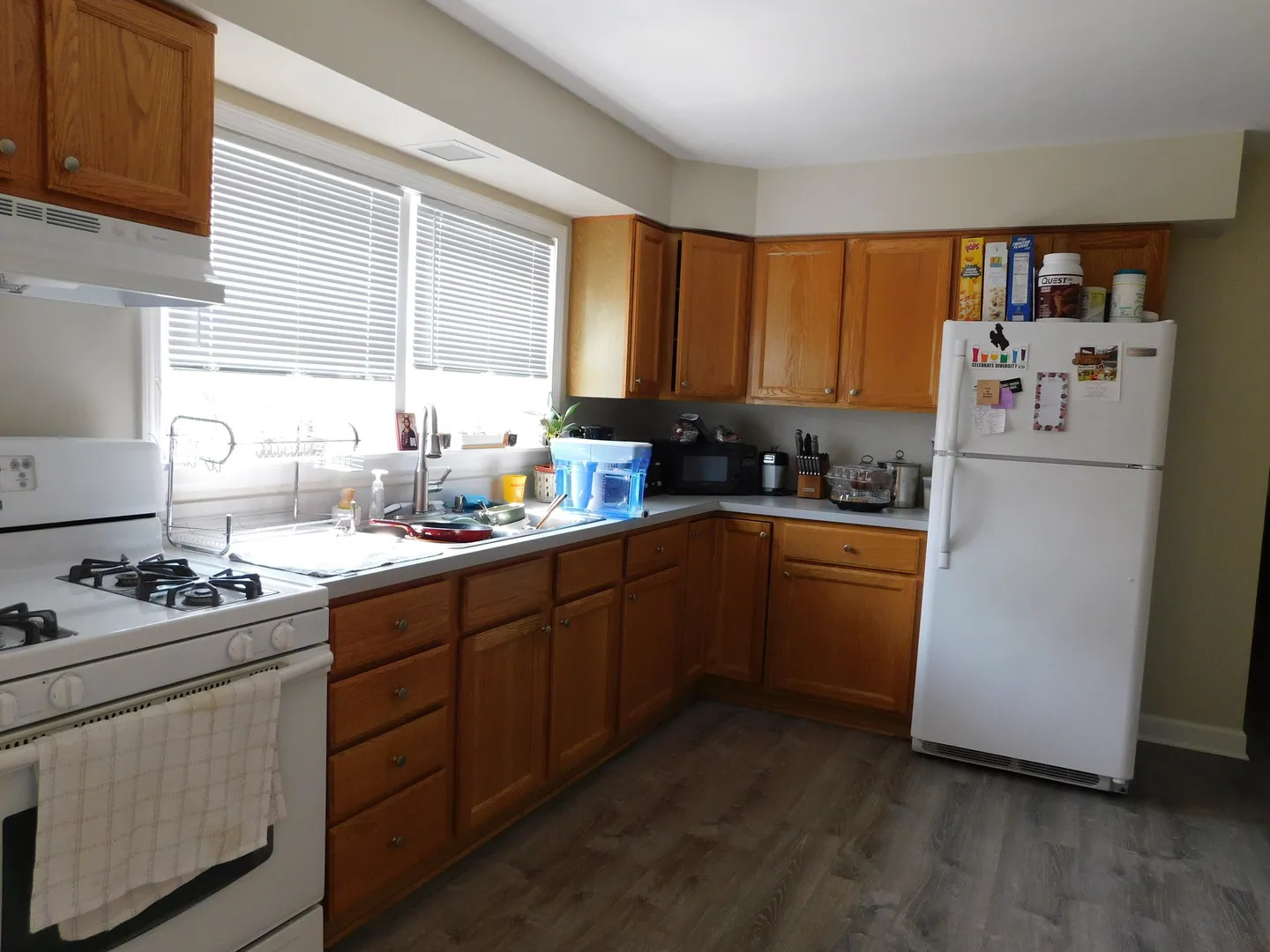 1911 Dewes Street 1911 Property Photo 12