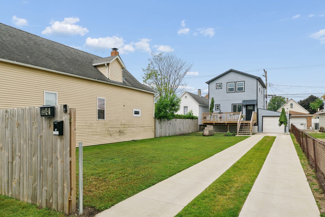 13342 S Avenue N Property Photo 19