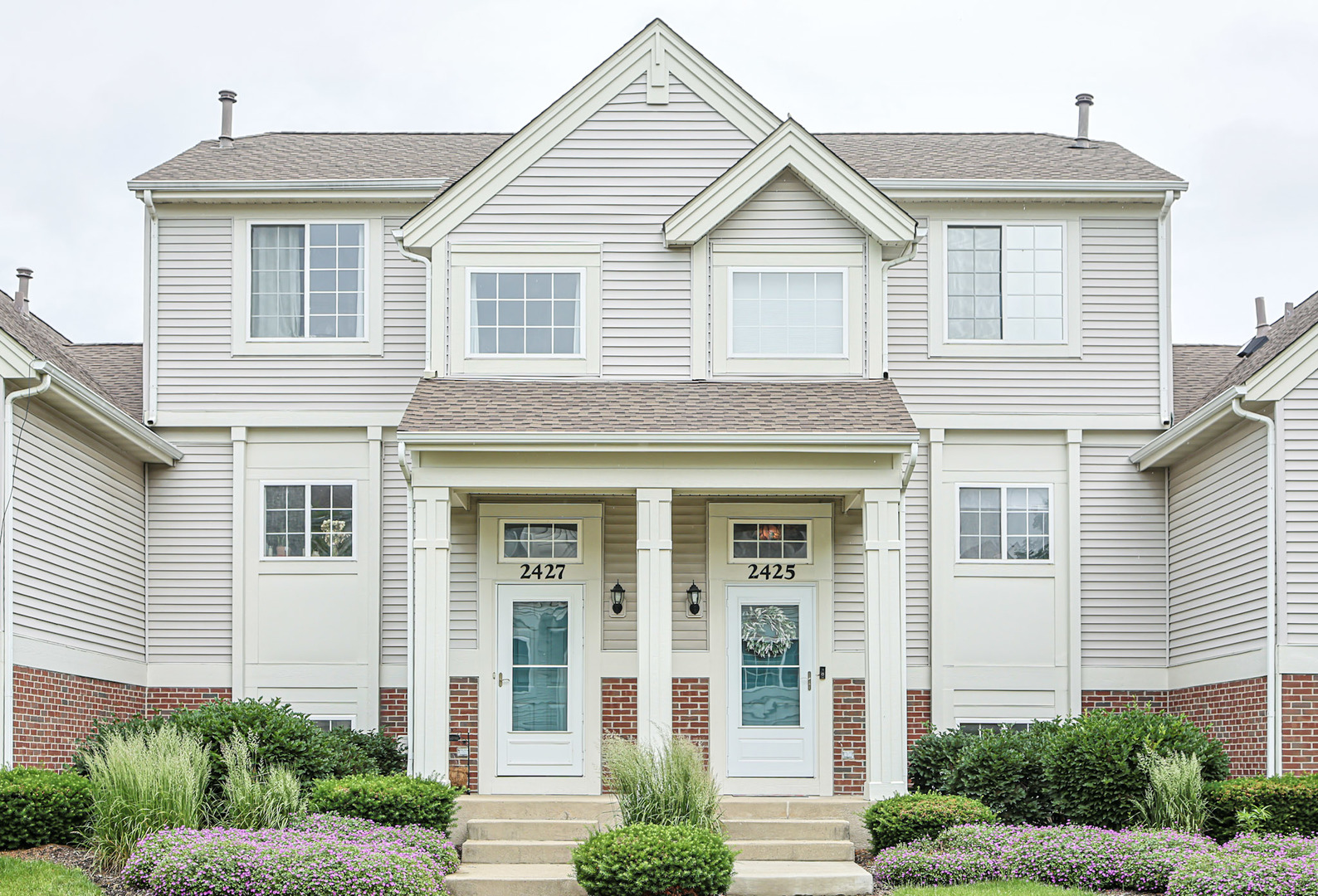 2425 Daybreak Court Property Photo 1