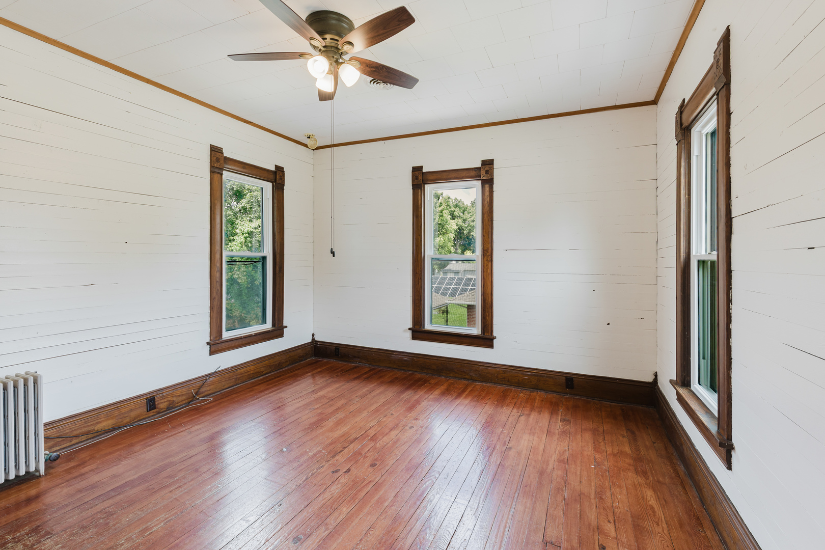 741 S Division Street Property Photo 25
