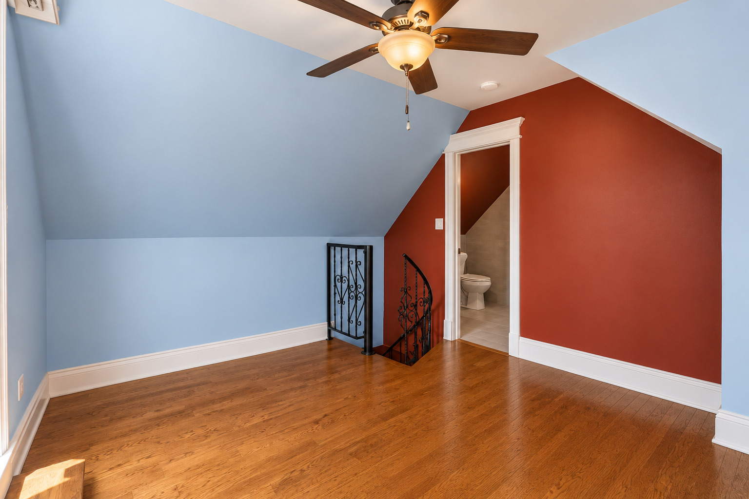 4988 N Elston Avenue Property Photo 13
