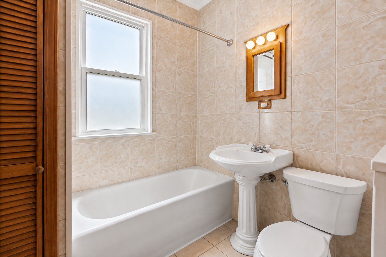 4988 N Elston Avenue Property Photo 26